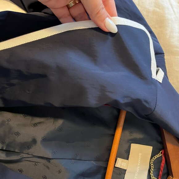 Banana Republic Women's Navy Trench Coat with White Trim (Size XS) - Picture 3 of 6